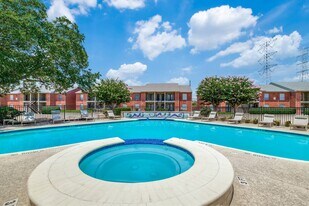 Morningside Green in Houston, TX - Building Photo