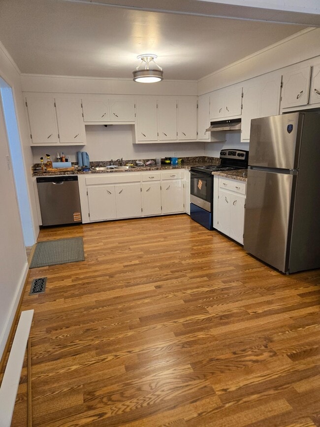 property at 600 Bon Air Rd