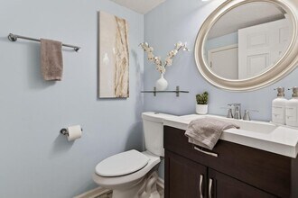 805 Old Bridge Rd in Jacksonville, FL - Building Photo - Building Photo