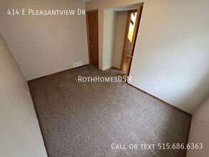 414 E Pleasant Vw Dr in Des Moines, IA - Building Photo - Building Photo
