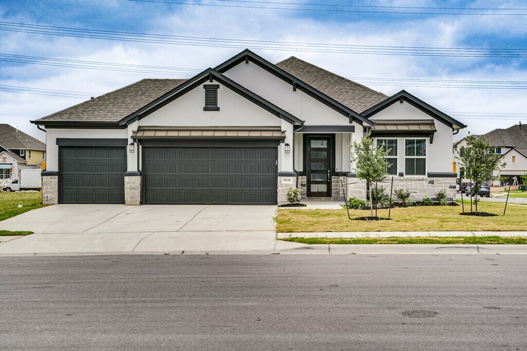 19136 Ariel Elena Wy in Pflugerville, TX - Building Photo