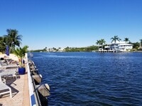 638 Snug Harbor Dr photo'