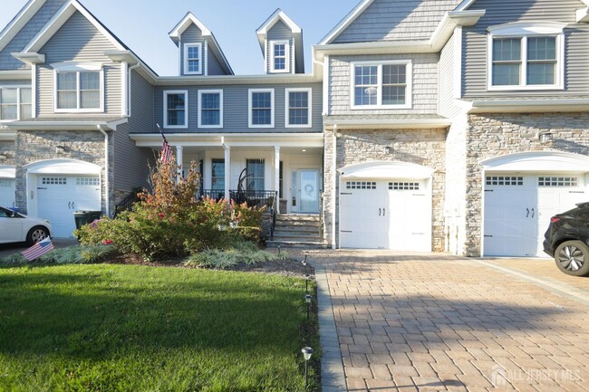 21 North St in Old Bridge, NJ - Building Photo - Building Photo