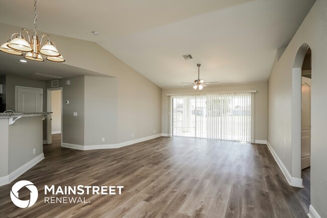 1709 NE 6th Pl in Cape Coral, FL - Building Photo - Building Photo
