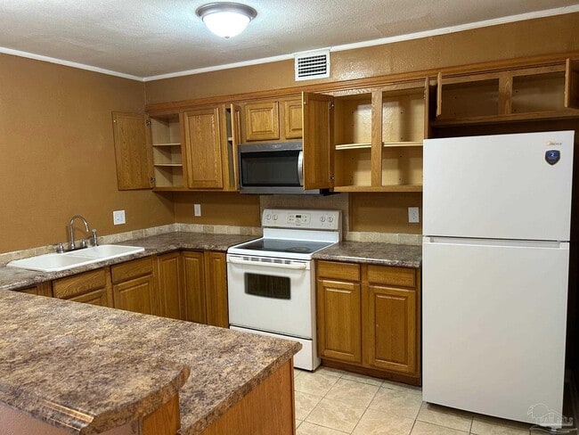 property at 6465 Tippin Ave