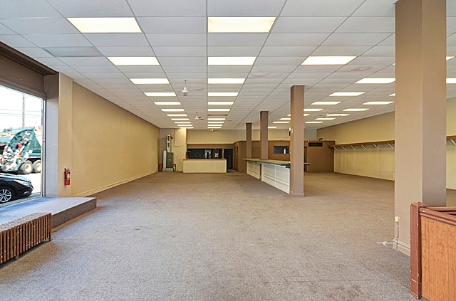 6442-6450 Cermak Rd