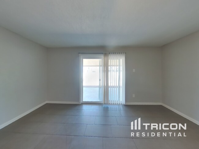 1328 E Vine Ave in Mesa, AZ - Building Photo - Building Photo