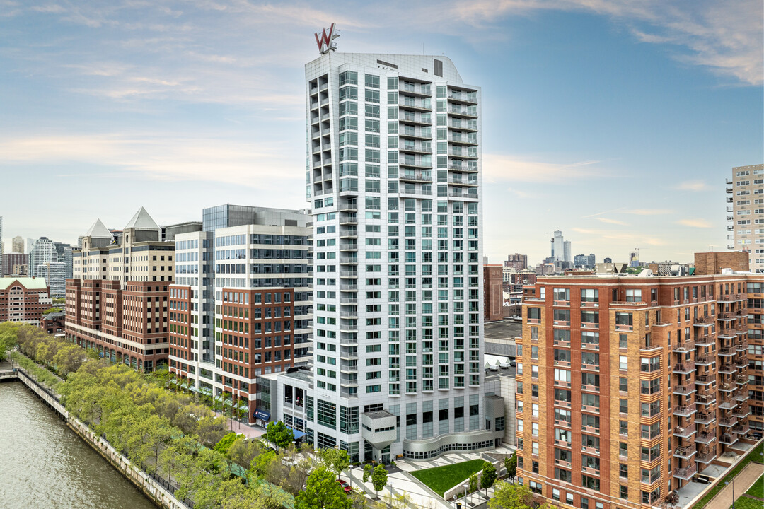 W Hotel Condo Units in Hoboken, NJ - Building Photo