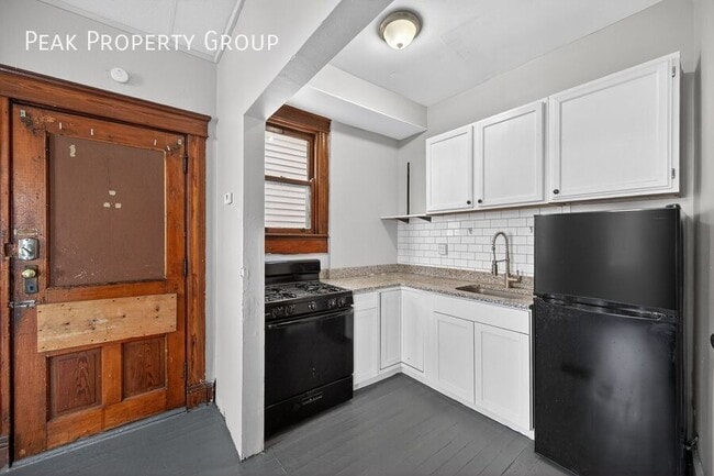 2339 Rohs St in Cincinnati, OH - Building Photo - Building Photo