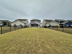 389 Runner Stone Ln in Fort Mill, SC - Building Photo - Building Photo