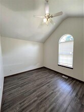 125 W Wade St in Republic, MO - Building Photo - Building Photo