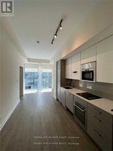 17-817 Dundonald St in Toronto, ON - Building Photo - Building Photo