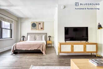 225 E 63rd St in New York, NY - Building Photo - Building Photo