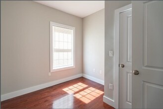 33 Covington St in Boston, MA - Building Photo - Building Photo