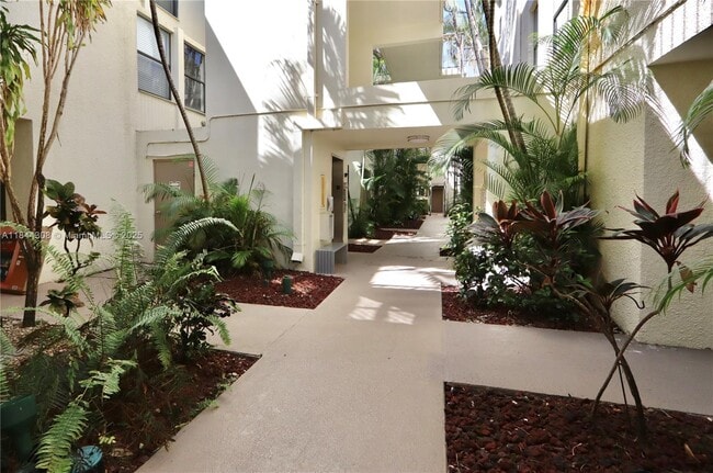 property at 20350 W Country Club Dr