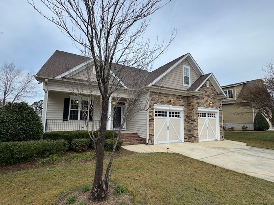 8012 Crookneck Dr in Angier, NC - Building Photo