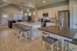 1247 Green Hill Dr in Canyon Lake, TX - Building Photo - Building Photo