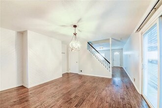 1916 Wharton St in Pittsburgh, PA - Building Photo - Building Photo