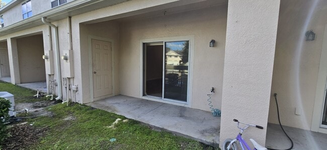 10636 Regent Square Dr in Orlando, FL - Building Photo - Building Photo