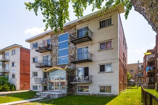 6380 Léger Boul in Montréal, QC - Building Photo