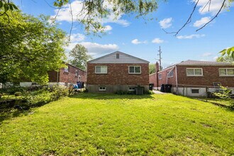 1321 82nd Blvd in St. Louis, MO - Building Photo - Building Photo
