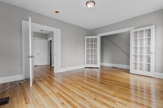 857 Noble Ave in Bridgeport, CT - Building Photo - Building Photo
