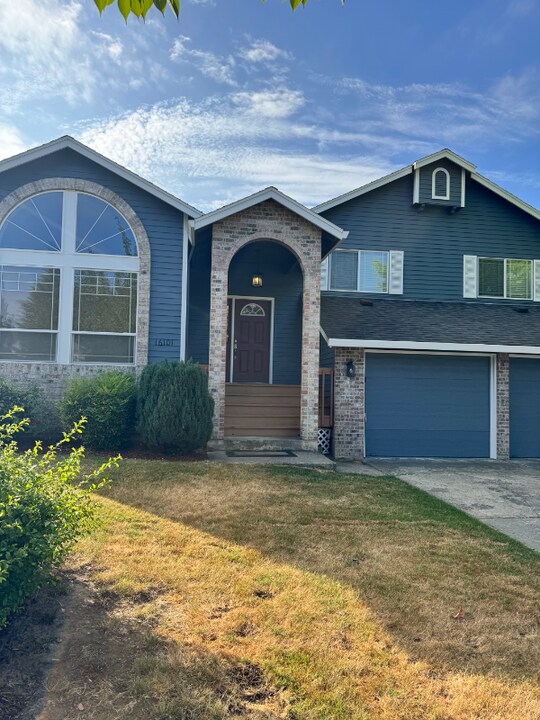 16101 NE 35th Ave in Ridgefield, WA - Building Photo