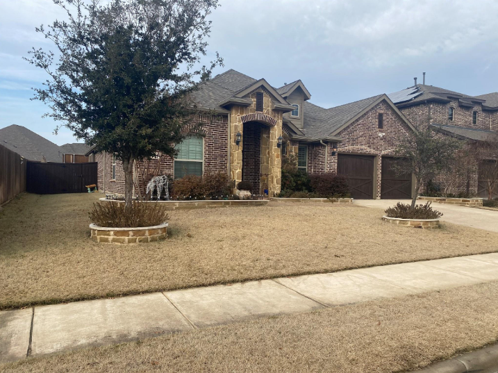 13613 Cortes de Pallas Dr in Little Elm, TX - Building Photo