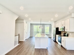 13279 Garland Ln in Midlothian, VA - Building Photo - Building Photo