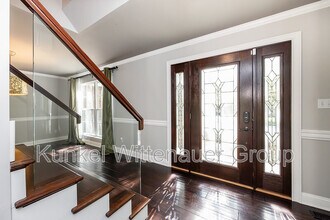 1313 Winding Creek Ct in O'Fallon, IL - Building Photo - Building Photo