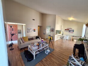 5042 Glide Dr, Unit 8 in Davis, CA - Building Photo - Building Photo
