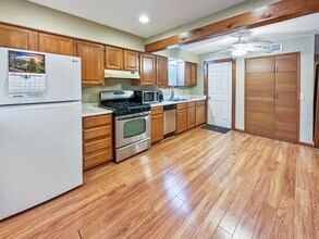 32380 Maplewood St in Garden City, MI - Building Photo - Building Photo