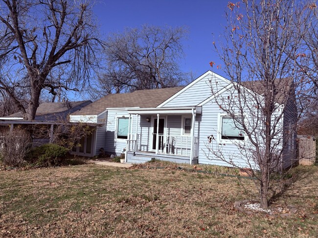 1119 NW 53rd St in Oklahoma City, OK - Foto de edificio - Building Photo