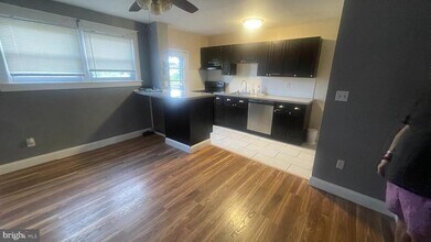 7052 Greenwood Ave in Upper Darby, PA - Building Photo - Building Photo
