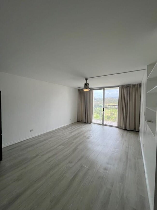 property at 1128 Ala Napunani St