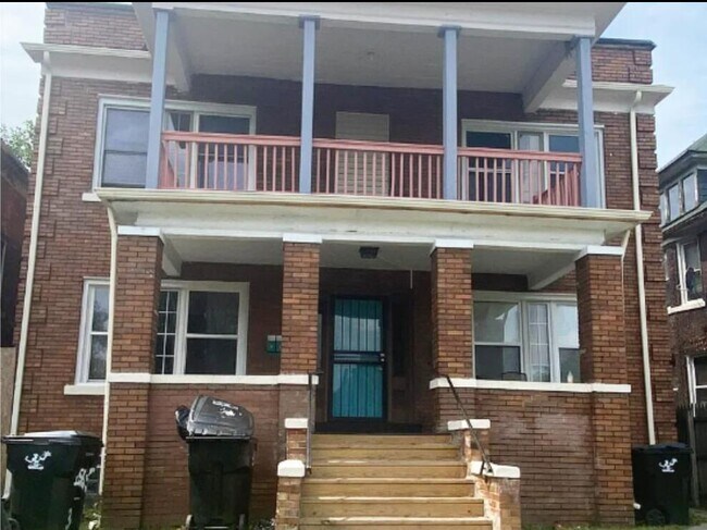 property at 1565 W Grand Blvd
