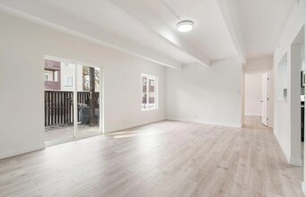 9725 E Harvard Ave in Denver, CO - Building Photo - Building Photo