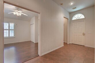 2300 Garrett Cove in Cedar Park, TX - Building Photo - Building Photo