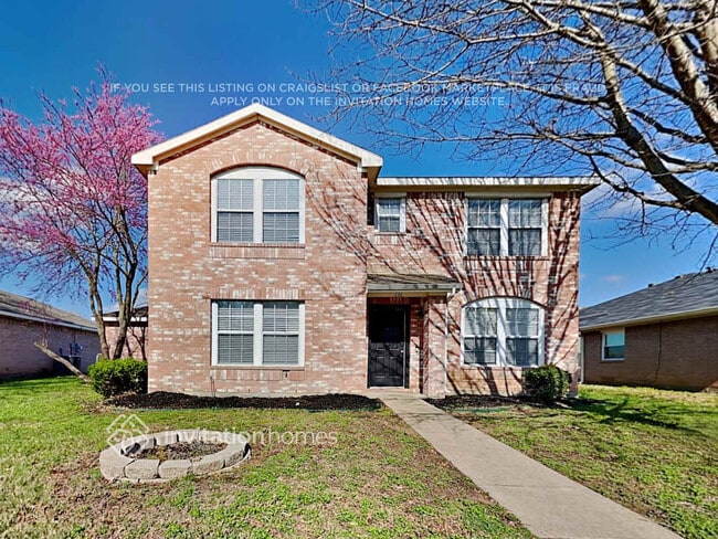 property at 136 Rolling Hills Pl