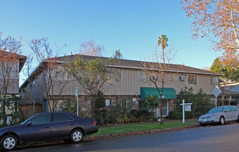 Sophora Square in Sacramento, CA - Building Photo - Building Photo