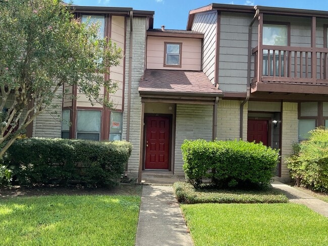 property at 12400 Brookglade Cir