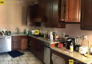 9 Strathmore Rd in Brookline, MA - Foto de edificio - Building Photo