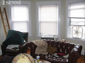 50 Dover St, Unit 2 in Somerville, MA - Building Photo - Building Photo