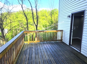 655 9th St in Freedom, PA - Building Photo - Building Photo