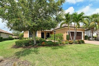 4916 Tivoli Run in Bradenton, FL - Building Photo - Building Photo