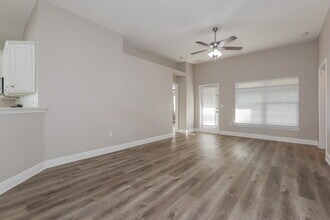 1225 Sheridan Bay Dr in Ruskin, FL - Building Photo - Building Photo