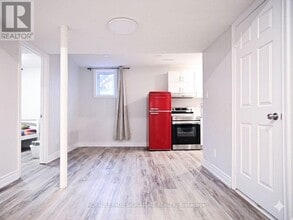 22 Vandervoort Dr in Richmond Hill, ON - Building Photo - Building Photo