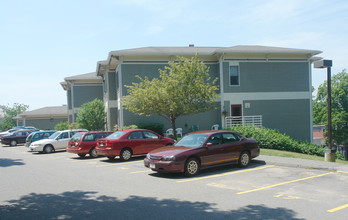 Oak Hill Apartments in Ipswich, MA - Building Photo - Building Photo