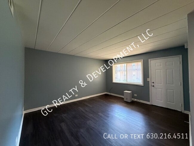 342 Wilson Ave in West Chicago, IL - Building Photo - Building Photo