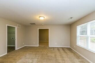 1321 Lowenstein St in Wake Forest, NC - Building Photo - Building Photo